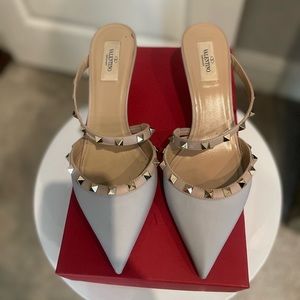 Valentino Mules
